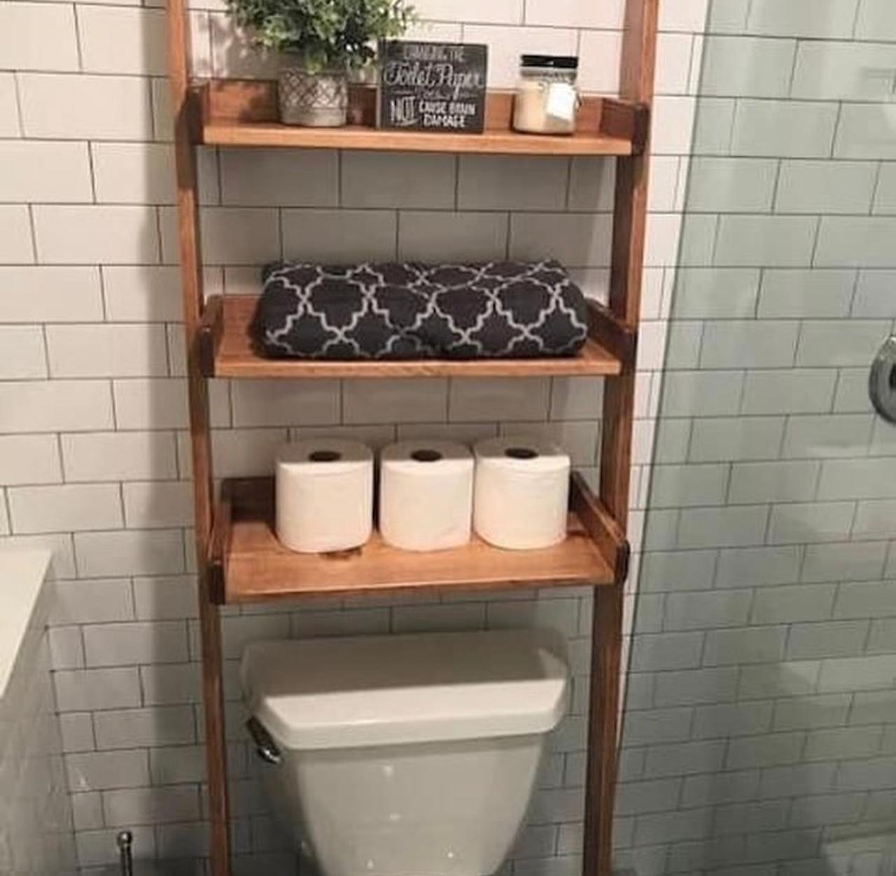 Estante Escalera de Baño