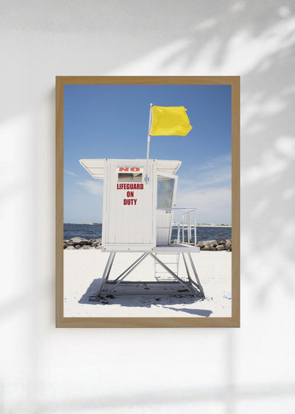 Cuadro Decorativo Playa, Guardavidas Bandera Amarilla