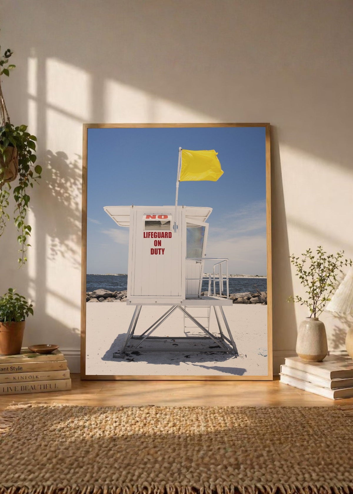 Cuadro Decorativo Playa, Guardavidas Bandera Amarilla