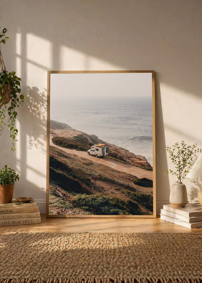 Cuadro Decorativo Playa, Motorhome Acantilado Niebla