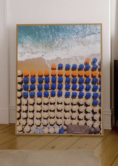 Cuadro Decorativo Playa, Sombrillas Azules Hileras