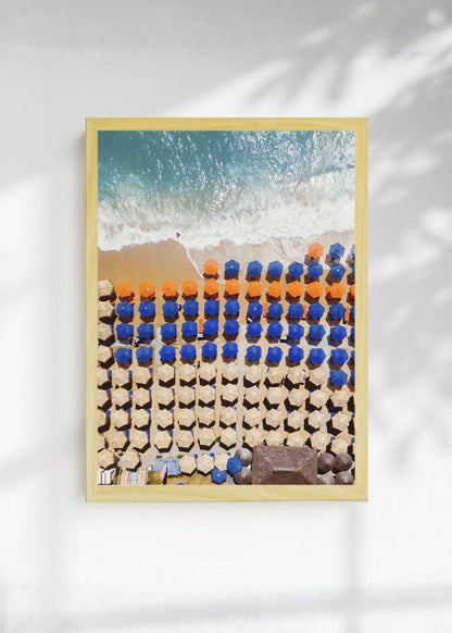 Cuadro Decorativo Playa, Sombrillas Azules Hileras