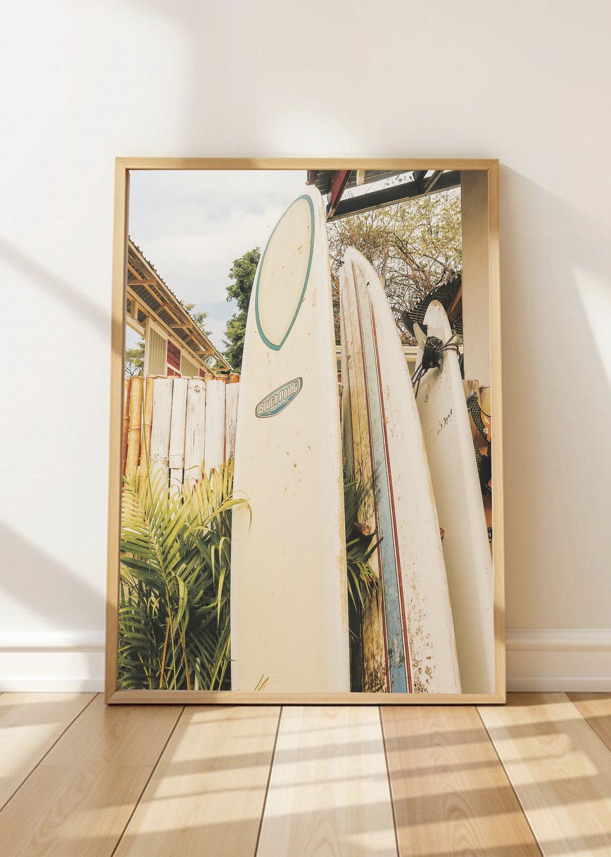 Cuadro Decorativo Playa, Tablas Blancas Apoyadas
