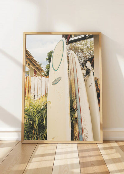 Cuadro Decorativo Playa, Tablas Blancas Apoyadas