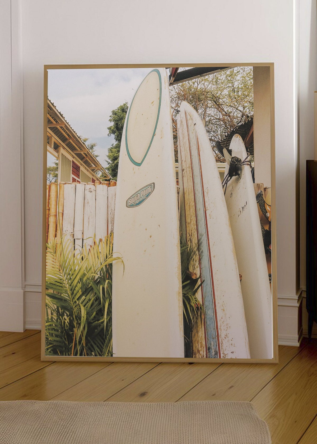 Cuadro Decorativo Playa, Tablas Blancas Apoyadas