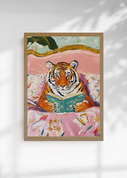 Cuadro Decorativo Trendy, Tigre Leyendo Cama Floral