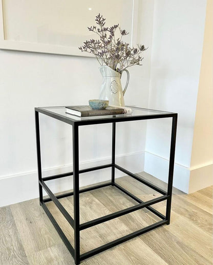 Mesa Auxiliar De Metal Aria Glass